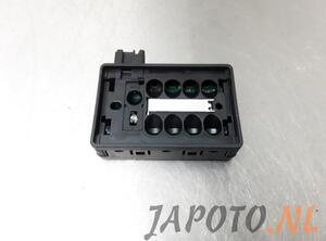 
Regensensor von einem Mazda CX-7
