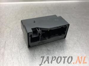 Control unit TOYOTA YARIS (_P21_, _PA1_, _PH1_)