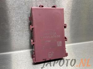 Control unit TOYOTA COROLLA Hatchback (_E21_)