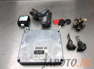 Steuergerät Toyota Camry V3 896613T570 P18808402