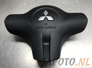 
Airbag links (Lenkrad) von einem Mitsubishi Colt
