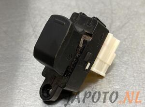 Switch for window winder SUZUKI SWIFT V (AZ)