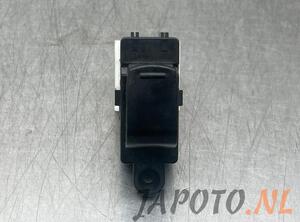 Switch for window winder SUZUKI SWIFT V (AZ)