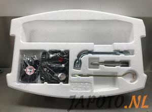 Storage Tray SUZUKI SWIFT V (AZ)