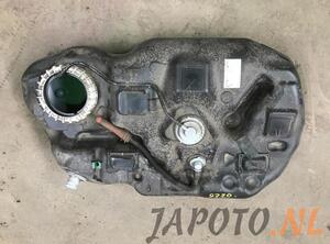 Tank Lexus CT  CT200H P16501738