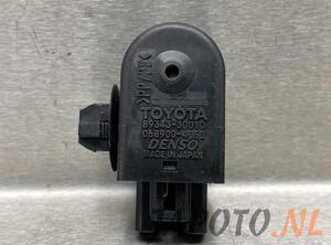 Relais Toyota Auris E15 8934330010 P17017726