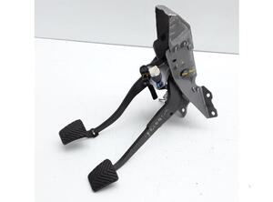 Pedal Assembly MITSUBISHI MIRAGE / SPACE STAR Hatchback (A0_A)