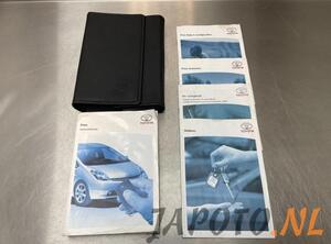 Operation manual TOYOTA PRIUS Hatchback (_W2_)