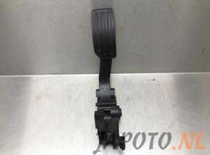 Pedalbelag für Fahrpedal Nissan Juke F15 16712B00365 P18569577