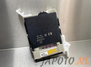 Control unit central electric (BCM) TOYOTA COROLLA Hatchback (_E21_)