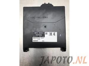 Control unit central electric (BCM) TOYOTA YARIS (_P13_)