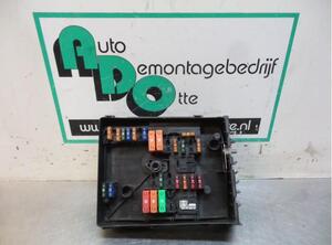 Fuse Box VW CADDY III Box Body/MPV (2KA, 2KH, 2CA, 2CH), VW GOLF V (1K1), SEAT LEON (1P1), AUDI A3 (8P1)