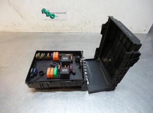 Fuse Box VW CADDY III Box Body/MPV (2KA, 2KH, 2CA, 2CH)