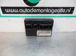 Control unit for door drawing support VW GOLF PLUS (5M1, 521)