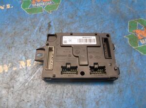 Control unit for door drawing support RENAULT CAPTUR I (J5_, H5_), RENAULT CLIO IV (BH_), RENAULT CLIO III (BR0/1, CR0/1)