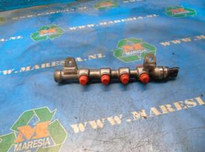 Petrol Fuel Rail OPEL Astra J Caravan (--)