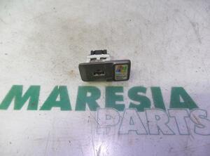 735493636 Radio FIAT Punto Evo (199) P8343186