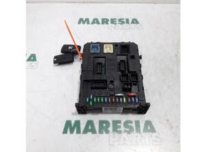 Fuse Box PEUGEOT 5008 (0E, 0U)