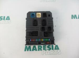 Fuse Box PEUGEOT 308 I (4A, 4C)