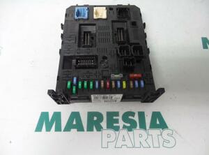 Fuse Box PEUGEOT 308 I (4A, 4C), PEUGEOT 308 SW I (4E, 4H)