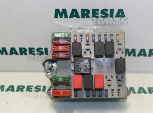 Fuse Box ALFA ROMEO 147 (937)