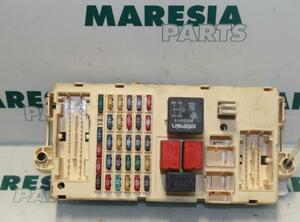 Fuse Box ALFA ROMEO 147 (937)