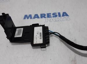 Fuse Box PEUGEOT PARTNER Box Body/MPV