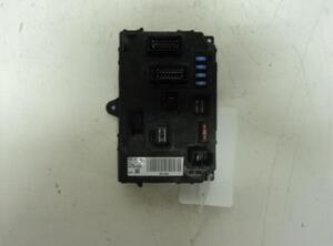 Fuse Box PEUGEOT 407 (6D)