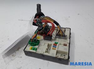 Fuse Box RENAULT MEGANE III Coupe (DZ0/1_)