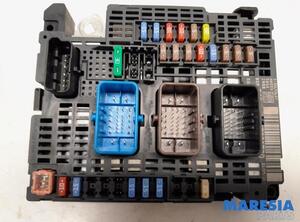 Fuse Box CITROËN C4 GRAND PICASSO II (DA_, DE_)