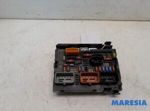 Fuse Box PEUGEOT 308 SW I (4E_, 4H_)