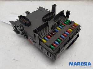 Fuse Box RENAULT LAGUNA II Grandtour (KG0/1_), RENAULT ESPACE IV (JK0/1_), RENAULT LAGUNA II (BG0/1_)