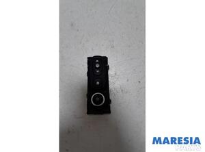 Control unit RENAULT TWINGO III (BCM_, BCA_)