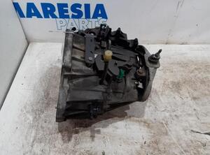 Manual Transmission RENAULT TRAFIC III Van (FG_)