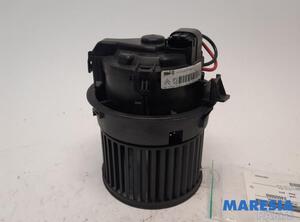 Gebläsemotor Peugeot 2008  T1013140A P20445174