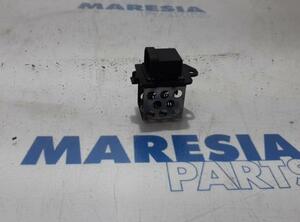 Widerstand Kühlergebläse Renault Scenic III JZ 214936501R P15582540