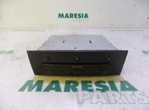 CD-changer RENAULT MEGANE II (BM0/1_, CM0/1_), RENAULT MEGANE II Saloon (LM0/1_)