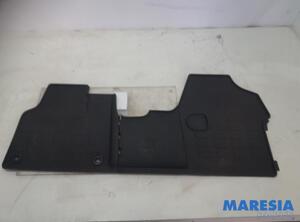 Floor mat (Carpet Mat) PEUGEOT EXPERT Van (V_), OPEL VIVARO C Van (K0)