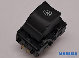 Switch for window winder RENAULT CAPTUR I (J5_, H5_)