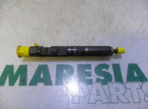 Injector Nozzle RENAULT KANGOO Express (FW0/1_)