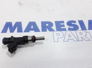 Injector Nozzle RENAULT CAPTUR I (J5_, H5_), RENAULT CLIO IV (BH_)