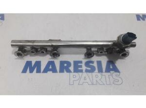 Petrol Fuel Rail RENAULT CAPTUR I (J5_, H5_), RENAULT CLIO IV (BH_)