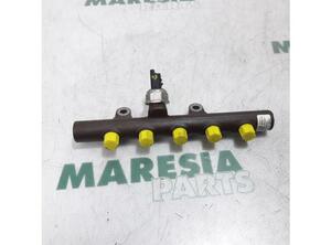 Petrol Fuel Rail RENAULT Megane III Grandtour (KZ0/1)