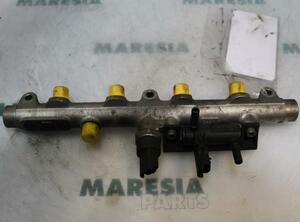 Petrol Fuel Rail PEUGEOT 607 (9D, 9U)