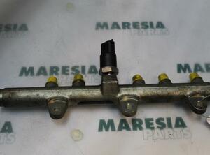 Petrol Fuel Rail FIAT Stilo (192)