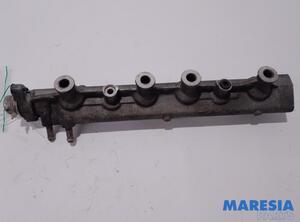 Petrol Fuel Rail RENAULT Laguna I Grandtour (K56)