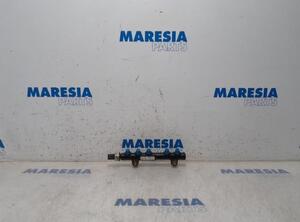 Petrol Fuel Rail PEUGEOT 3008 MPV (0U_)