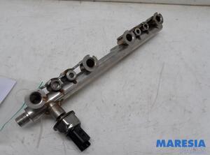 Petrol Fuel Rail RENAULT KANGOO / GRAND KANGOO (KW0/1_)