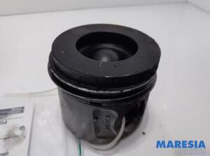 Piston PEUGEOT Boxer Kasten (--)