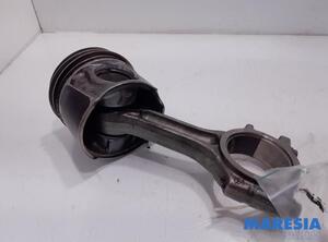 Piston OPEL Vivaro B Kasten (--)